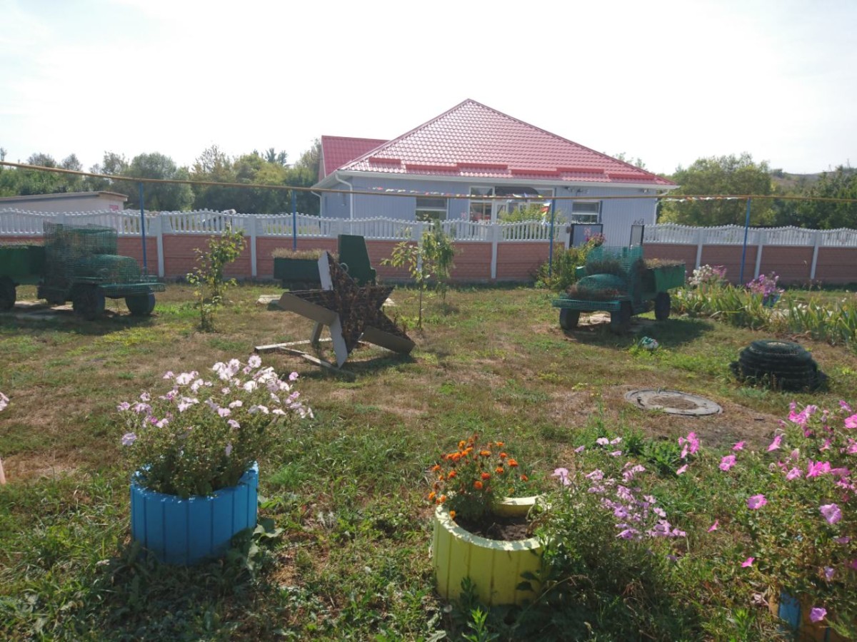 Погода саратовская петропавловка. Петропавловка Белгородский район. Детский сад Петропавловка. Детский сад 30 Петропавловский. Садик 30 Белгород.